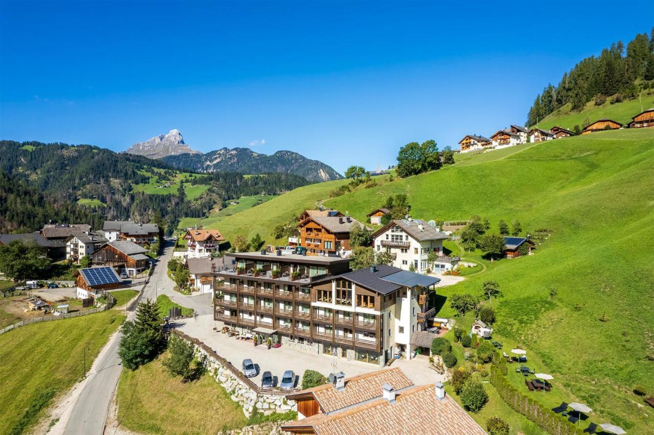 Hotel Alcialc La Valle Exterior photo